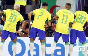 В первом тайме бразильцы забили четыре мяча