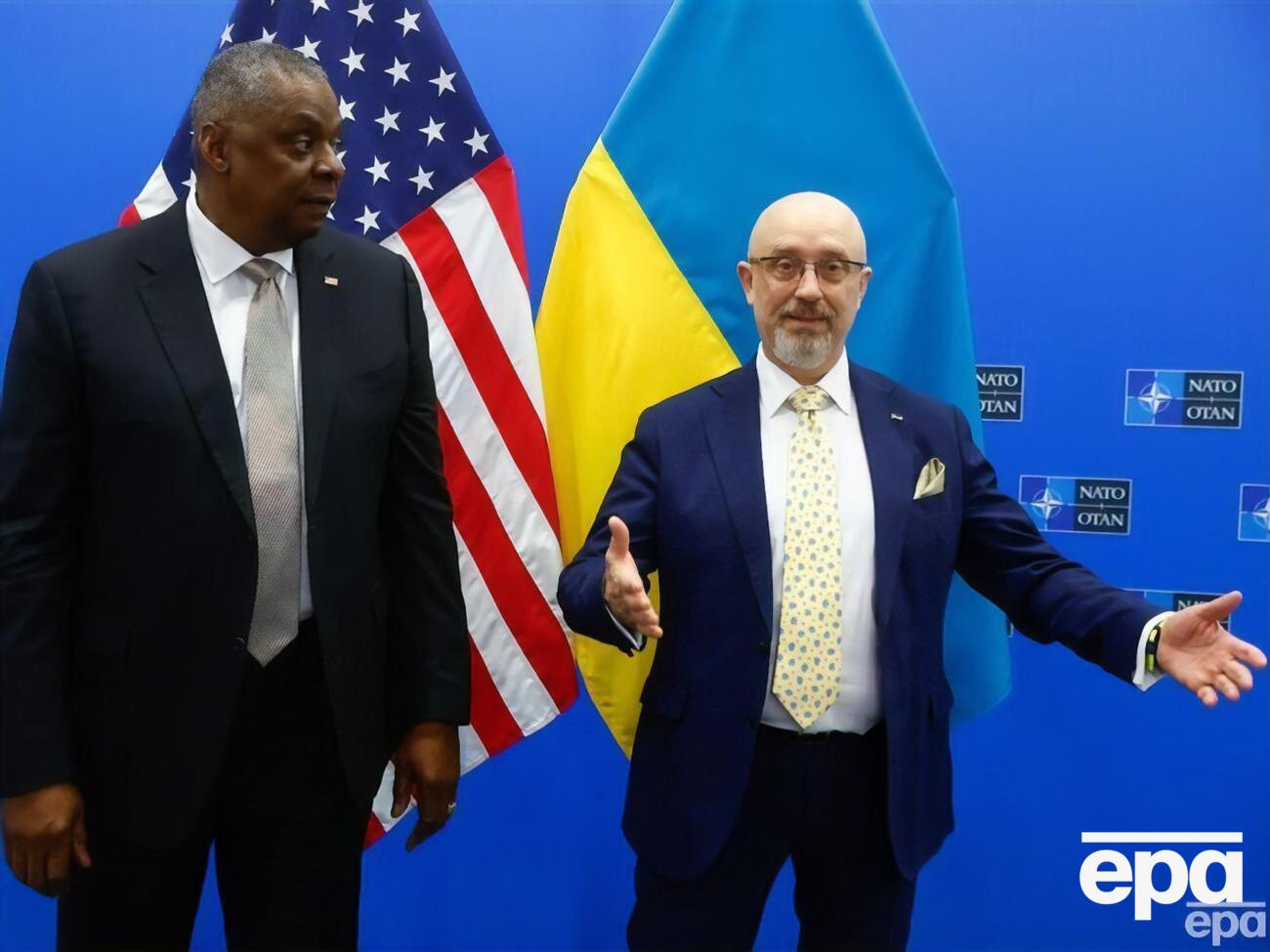 Остін, за словами Резнікова, "щиро переживає" за ситуацію в Україні