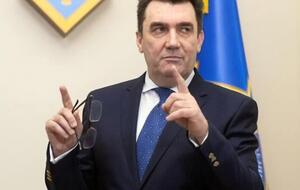 Данилов предложил Путину сменить Mersedes на "Москвич" на следующем "открытии" восстановленного Крымского моста