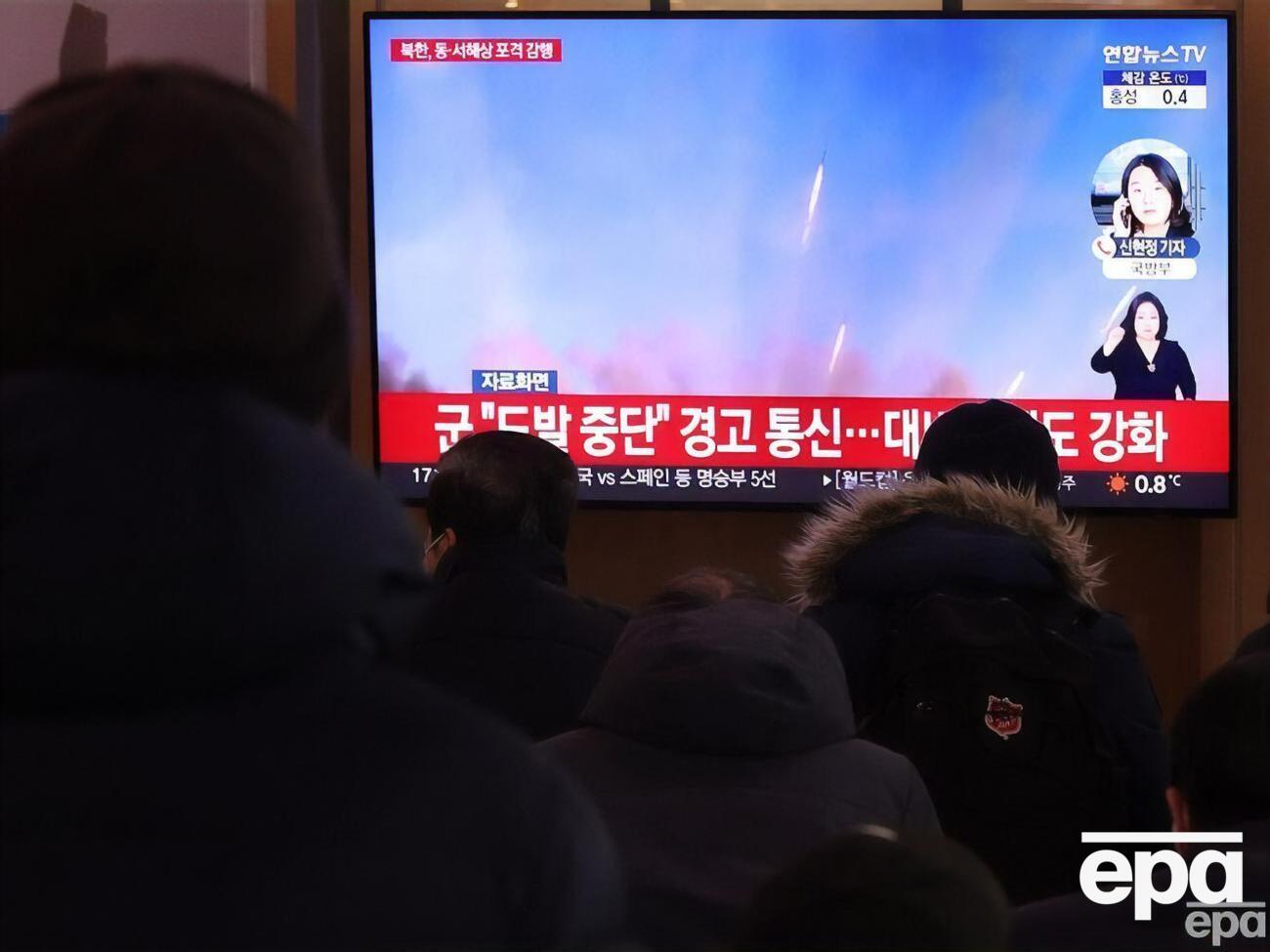 КНДР запустила в бік Південної Кореї майже 130 артилерійських снарядів