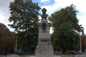 Демонтаж фигур начнется в ближайшие дни