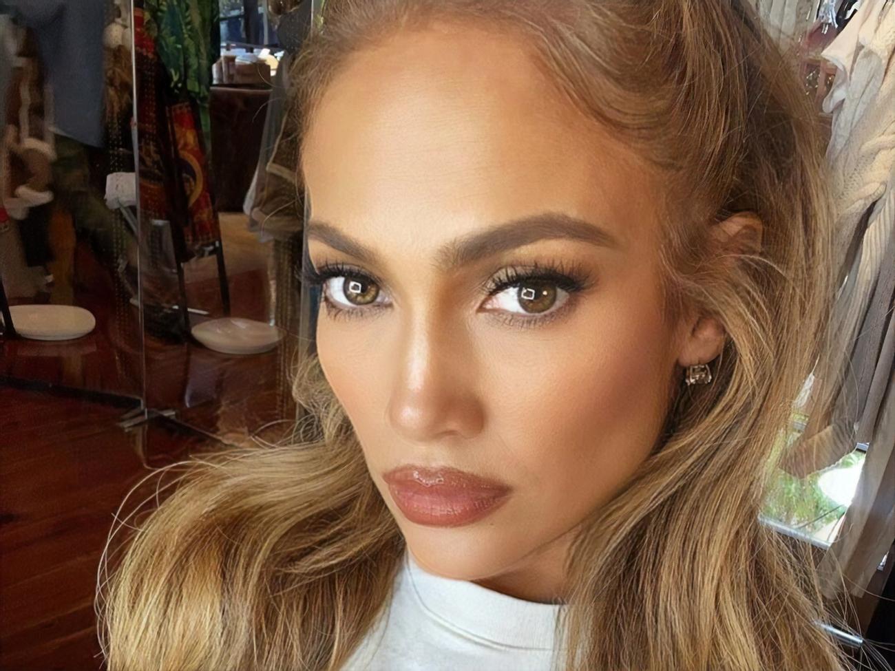 Влітку Лопес виповнилося 53 роки