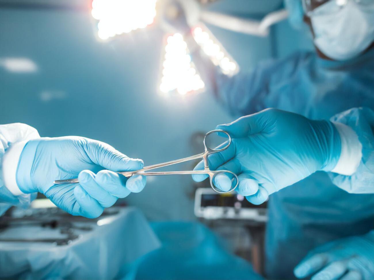 Неотложная помощь будет предоставляться в полном объеме, отметили в Минздраве