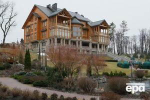 Саму резиденцію за рішенням суду передано АРМА