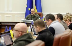 Підконтрольними держслужбі з питань етнополітики та свободи совісті стануть структурні підрозділи місцевих держадміністрацій щодо діяльності релігійних організацій, зазначив Шмигаль