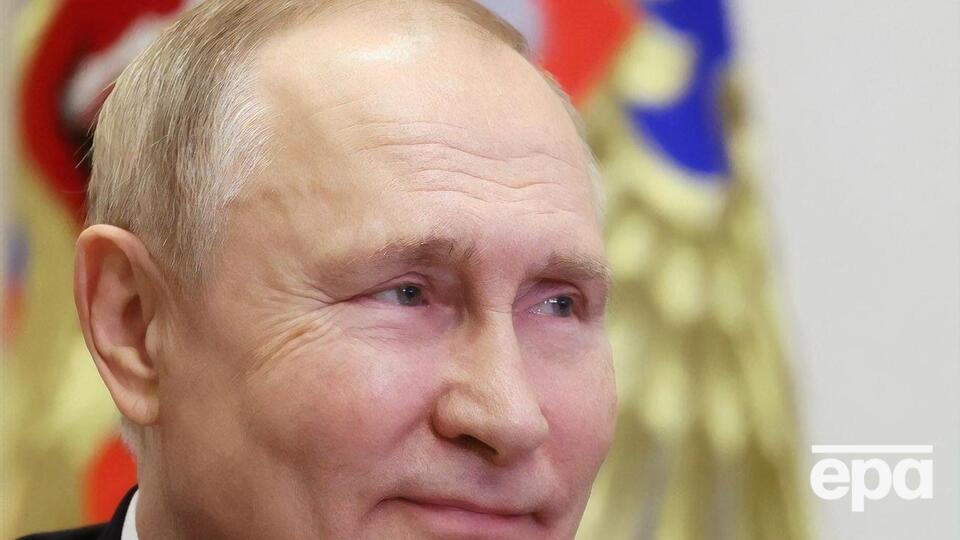 Путин (на фото) считает, что если его зовут, то становятся слабее, отметил Пшидач