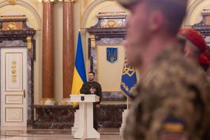 Зеленський: Наша держава та історія заслуговують нарешті отримати перемогу