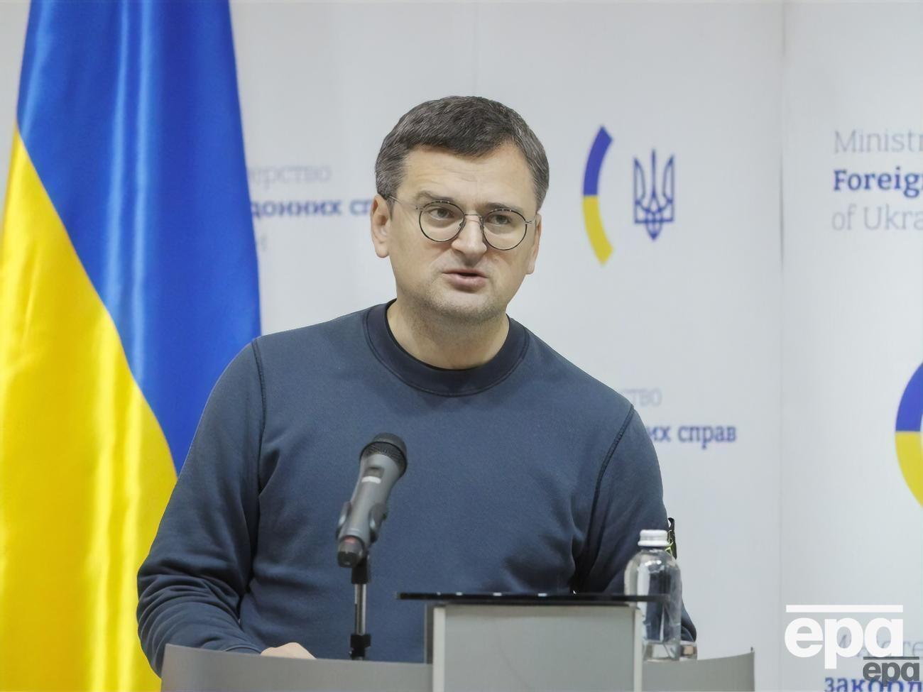 Кулеба:&nbsp;Мне бы хотелось, чтобы этот разговор двигался со скоростью самолета, но он движется со скоростью танка, поэтому занимает время