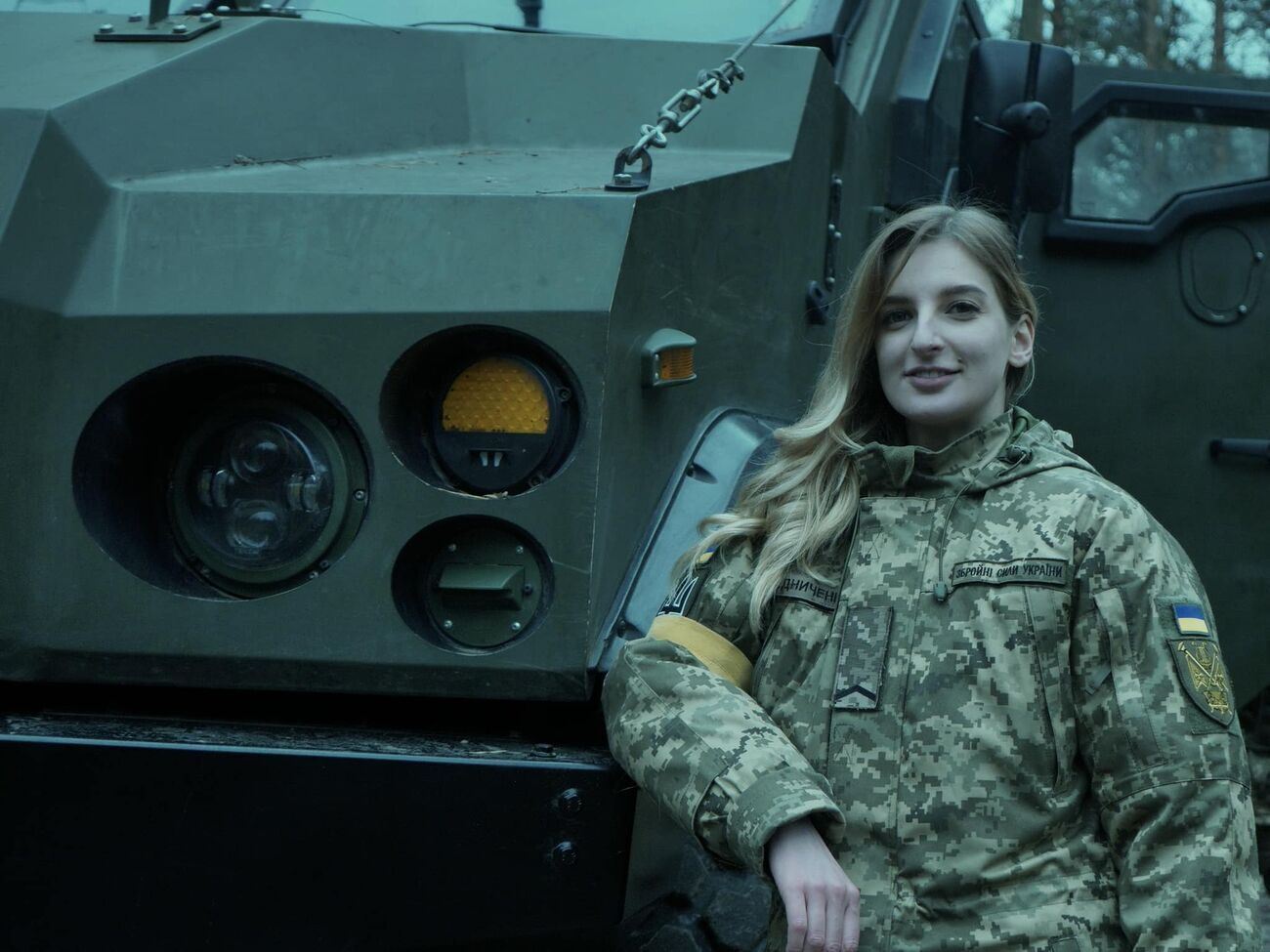 Lana Rednich написала слова і музику до пісні "Бійся, ти враже"