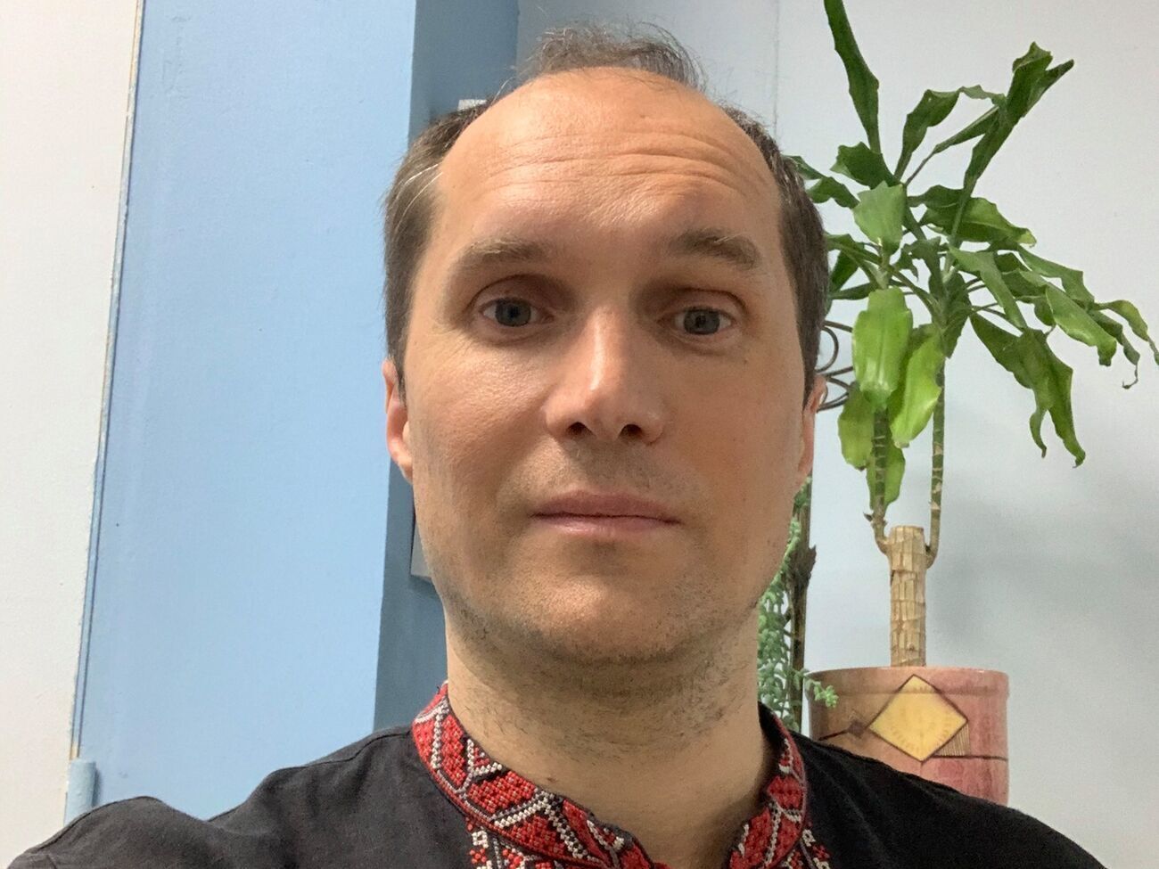 Удар ЗСУ по авіабазах РФ показав нездатність Росії обороняти навіть свої стратегічні об'єкти. Літаки у них захищають барикади із шин