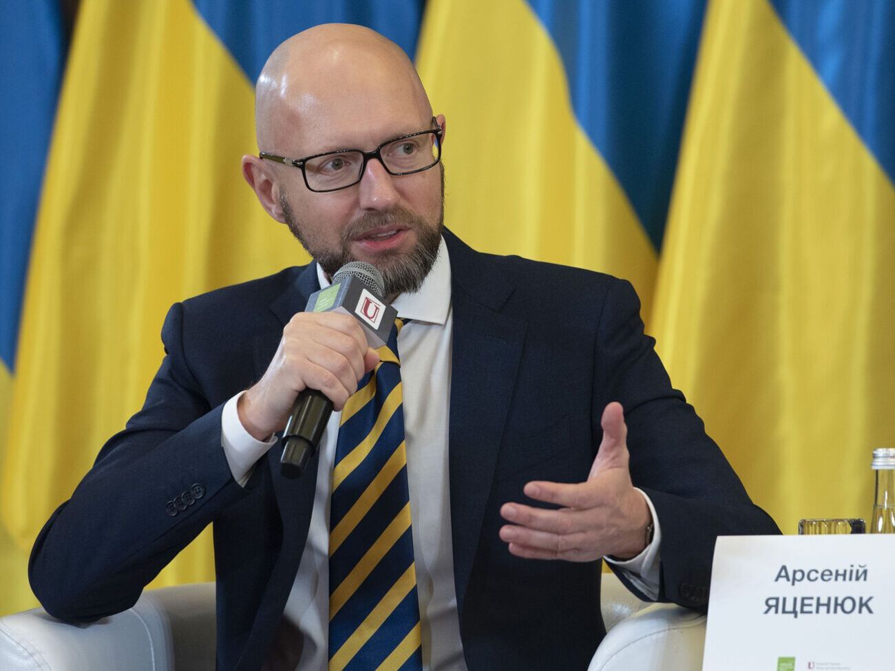 Яценюк: Те, кто занимался пропагандой, – соучастники этого военного преступления