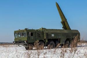 Іран планує значно збільшити постачання безпілотників і ракет до Росії