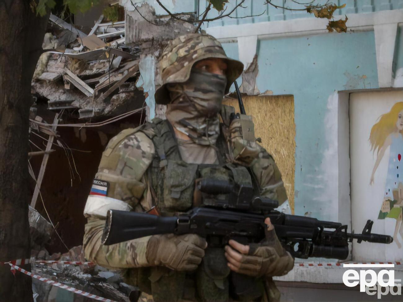 Оккупанты в Мариуполе усилили меры безопасности