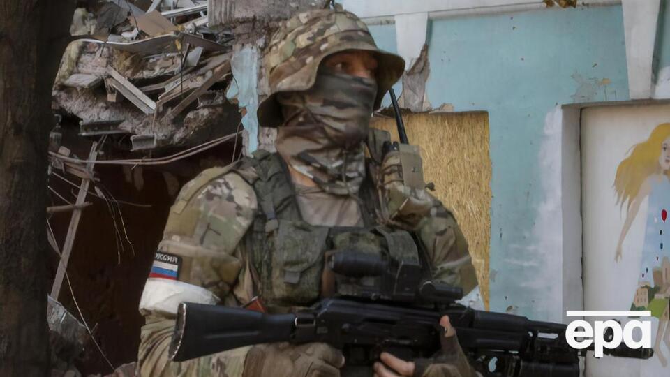 Окупанти в Маріуполі посилили заходи безпеки