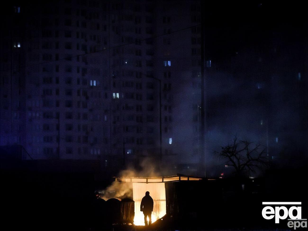 Отсутствие электричества в Украине из-за российских бомбардировок энергообъектов сказывается на жизни миллионов украинцев, отметили в ФК "Реал"