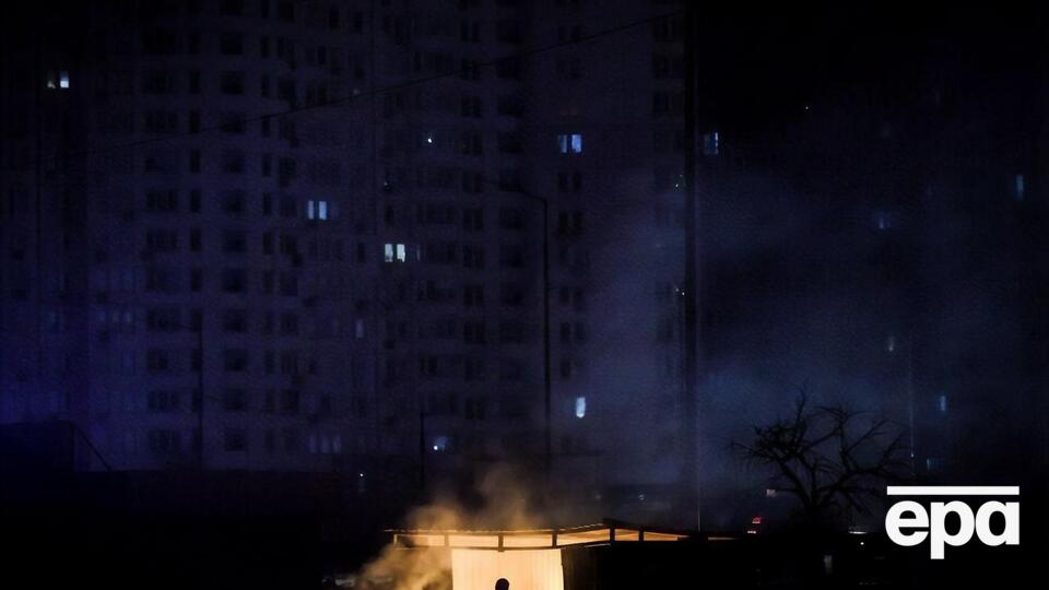 Отсутствие электричества в Украине из-за российских бомбардировок энергообъектов сказывается на жизни миллионов украинцев, отметили в ФК "Реал"