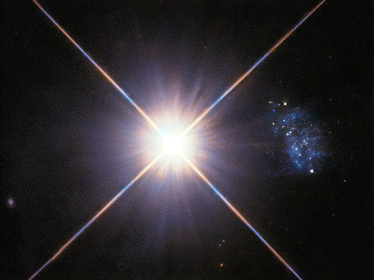 Галактика лишь недавно выглянула из-за яркой звезды