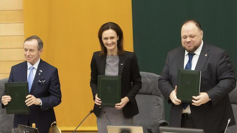 Гродський, Чмілітє-Нільсен і Стефанчук підписали спільну декларацію за підсумками XII сесії Міжпарламентської асамблеї Польщі, Литви та України