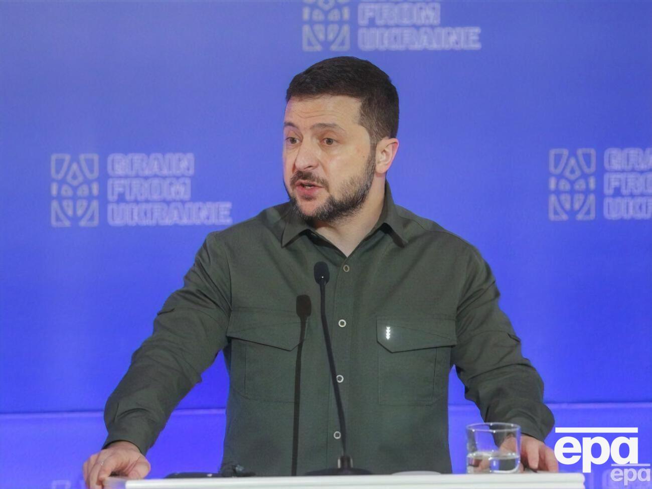 Politico: Поки Зеленський живий, він і далі рухатиме Європу в потрібному напрямку