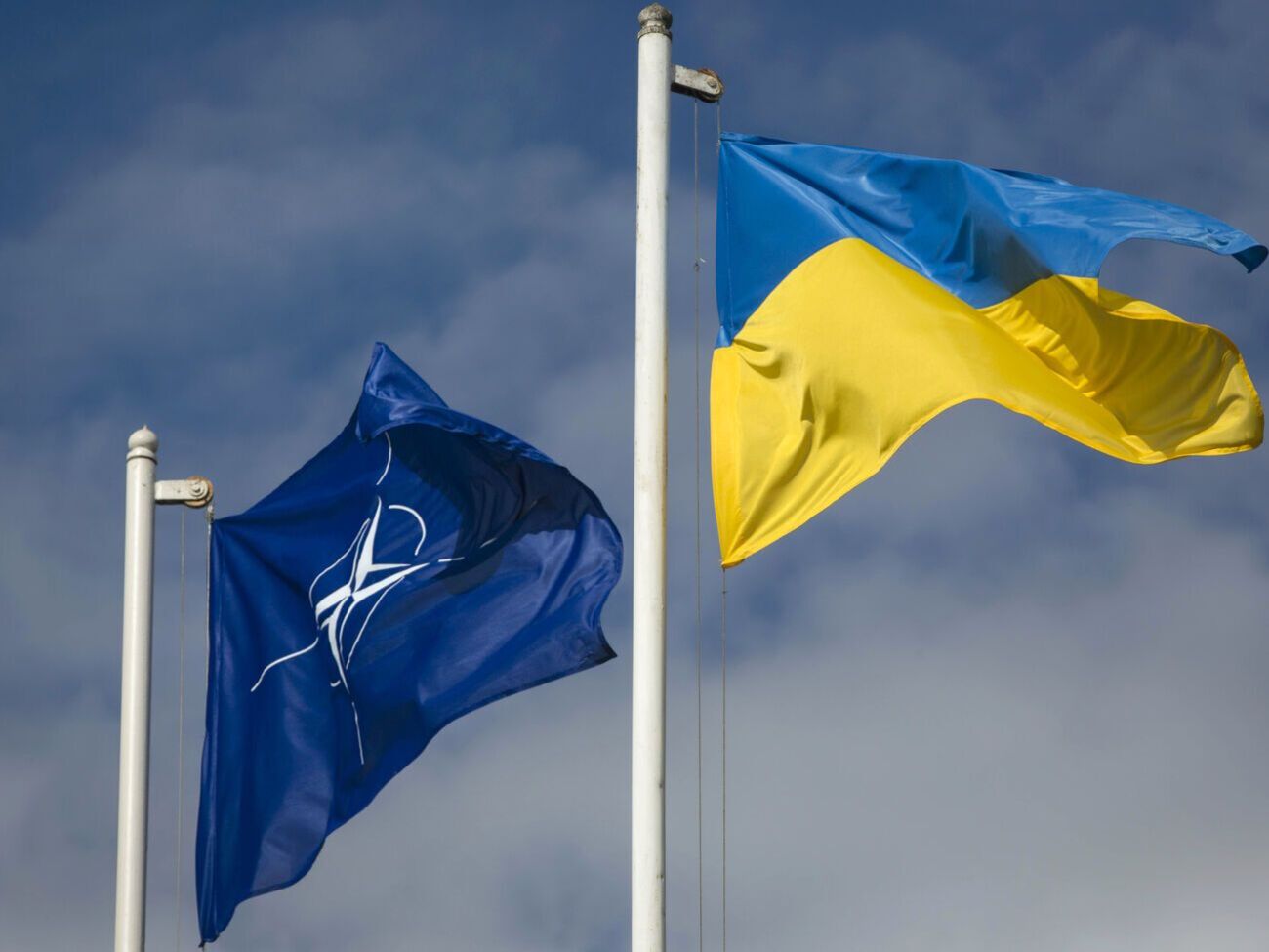 Україна подала заявку до НАТО 30 вересня