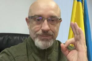 Ранее армия принимала в эксплуатацию один-два образца БПЛА в год, отметил глава Минобороны