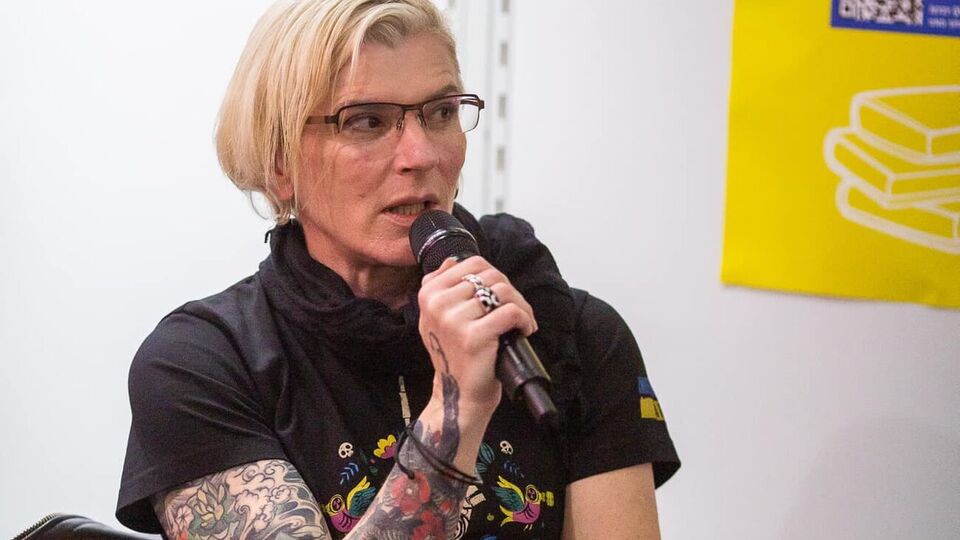 Тайра: Мне хотелось бы, чтобы на этой обложке были все – и живые, и мертвые
