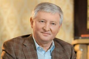 Игра в карты сформировала навык анализа, научила тактике и стратегии, отметил Ахметов