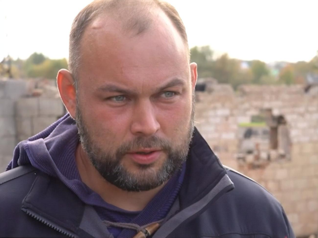 Ткачук дістав травму у зруйнованому дворі