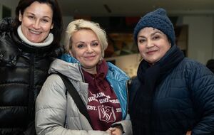 Васько и Сумская пришли на показ комедии, одну из ролей в которой сыграла Витовская