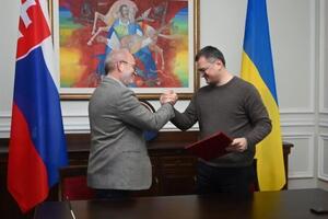 Качер и Кулеба провели встречу в Киеве 8 декабря