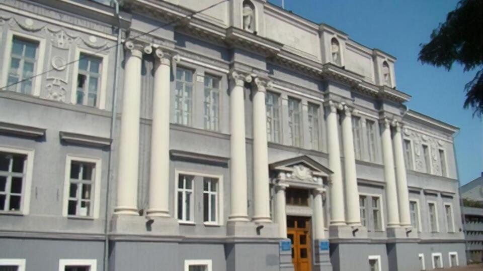 Рішенням однієї людини перекреслено волю майже 80% чернігівців, заявили у Чернігівській міськраді