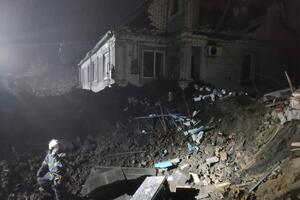 В результате ракетного удара России по Харьковскому району пострадали "только мирные жители домов и гражданская инфраструктура", отметил Синегубов