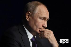 Пономарев в марте обещал $1 млн тому, кто передаст Путина (на фото) правосудию "живым или мертвым". Сейчас, по его мнению, задачу устранения главы Кремля "индивидуальным действием не решить"