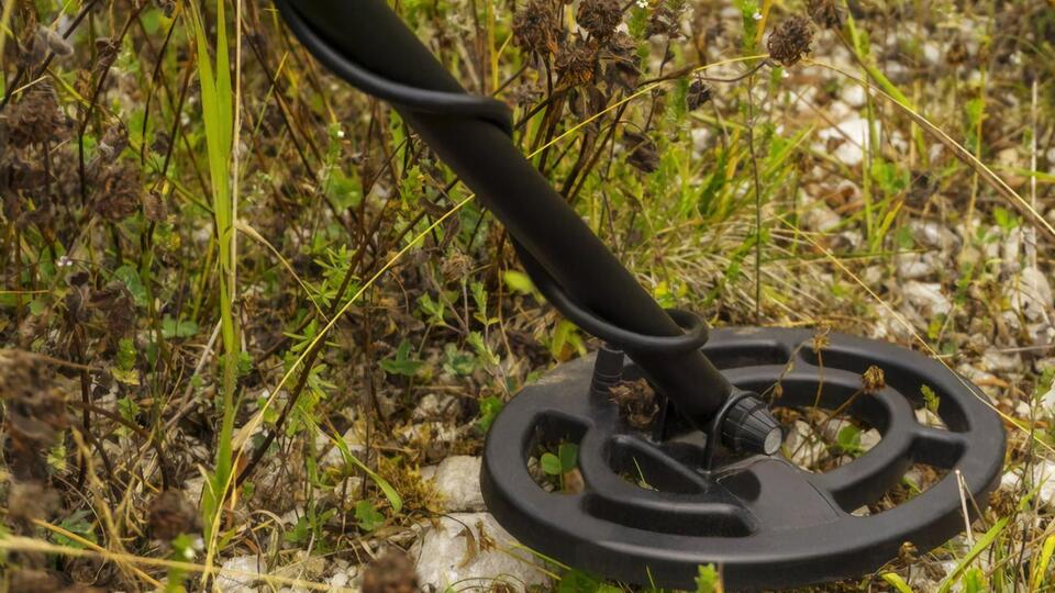 Приблизно 174 тис. км² території України сьогодні залишаються забрудненими вибухонебезпечними предметами