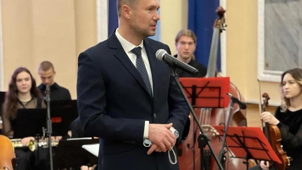 Шкарлет повідомив, що ЗНО в Україні проводитимуть із 13 навчальних предметів