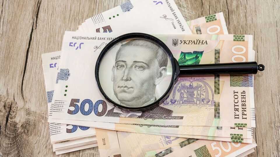 В пресс-службе Минфина заявили, что средств на выплаты за бустер в госбюджете на 2022 год достаточно