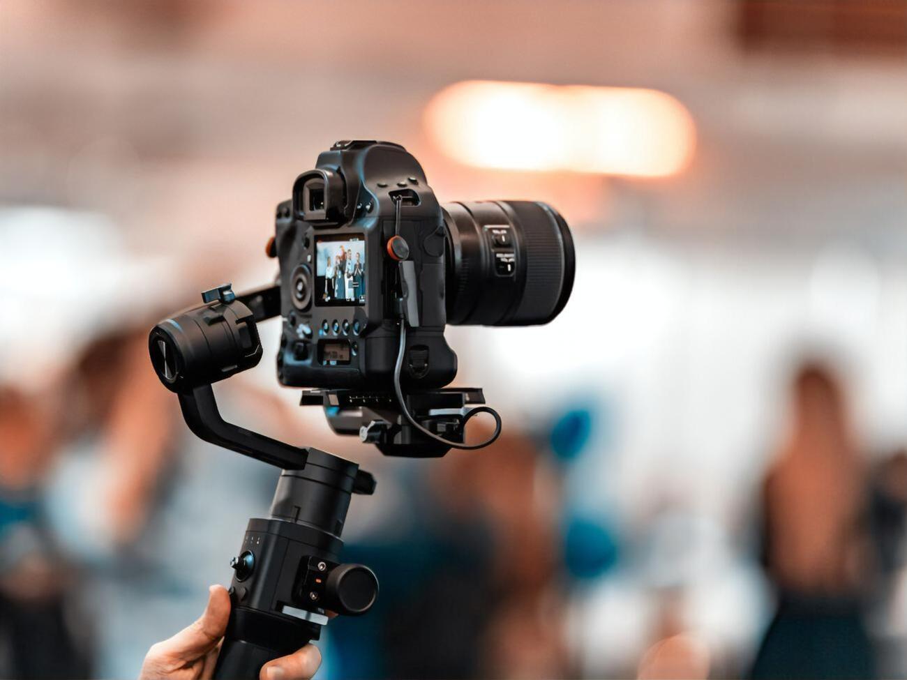 В інцидентах 2021 року постраждало 100 українських журналістів