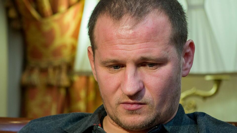 Алиев: Банкир мне с утра потом звонит: "Саша, все хорошо у вас там?"