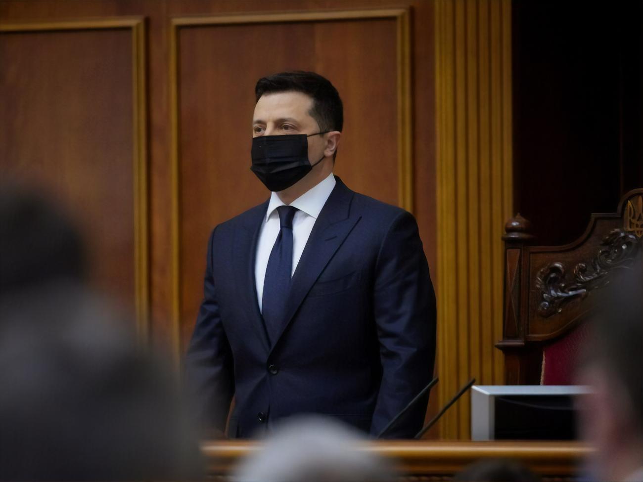 Зеленский возглавляет президентский рейтинг