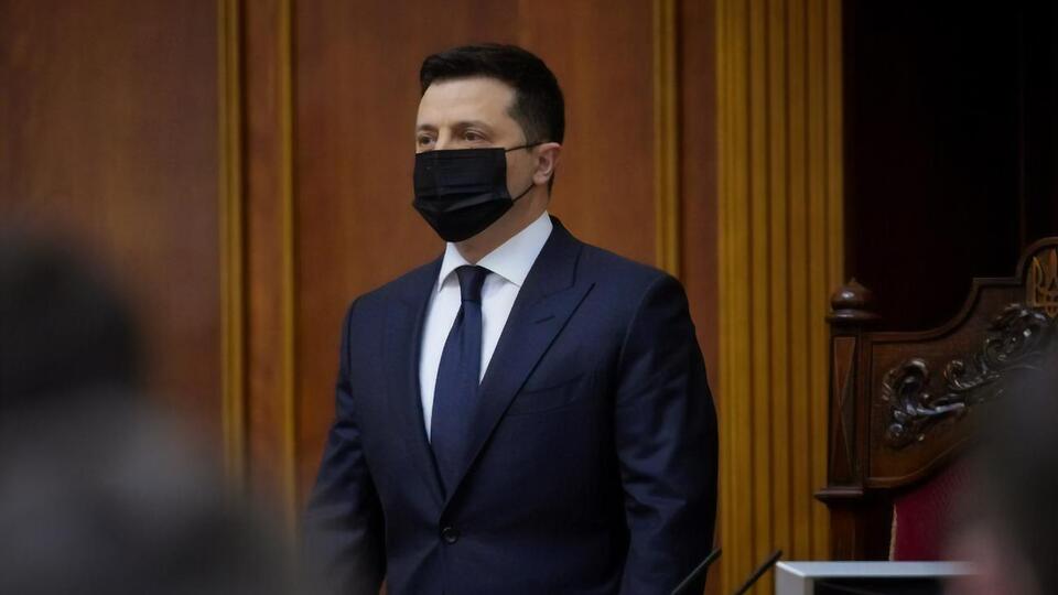 Зеленский возглавляет президентский рейтинг