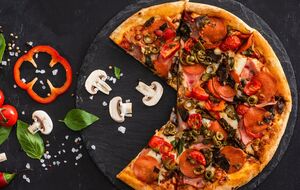 После огласки курьезного случая в УЕФА решили, что не будут судиться с пиццерией