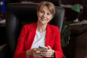 Магалецкая считает неправильным брать длительный больничный и оставлять ведомство без руководства