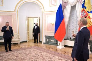 Орбан і Путін зустрілися в Москві 1 лютого