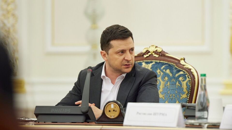 В Україні достатньо сил та озброєння, щоб достойно захищати державу, зазначив Зеленський