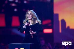 Адель стала триумфатором премии Brit Awards 2022