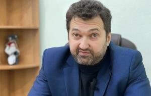 Алексей Голобуцкий: Деньги он хранит у мамы в США – боится, что в Украине их арестуют