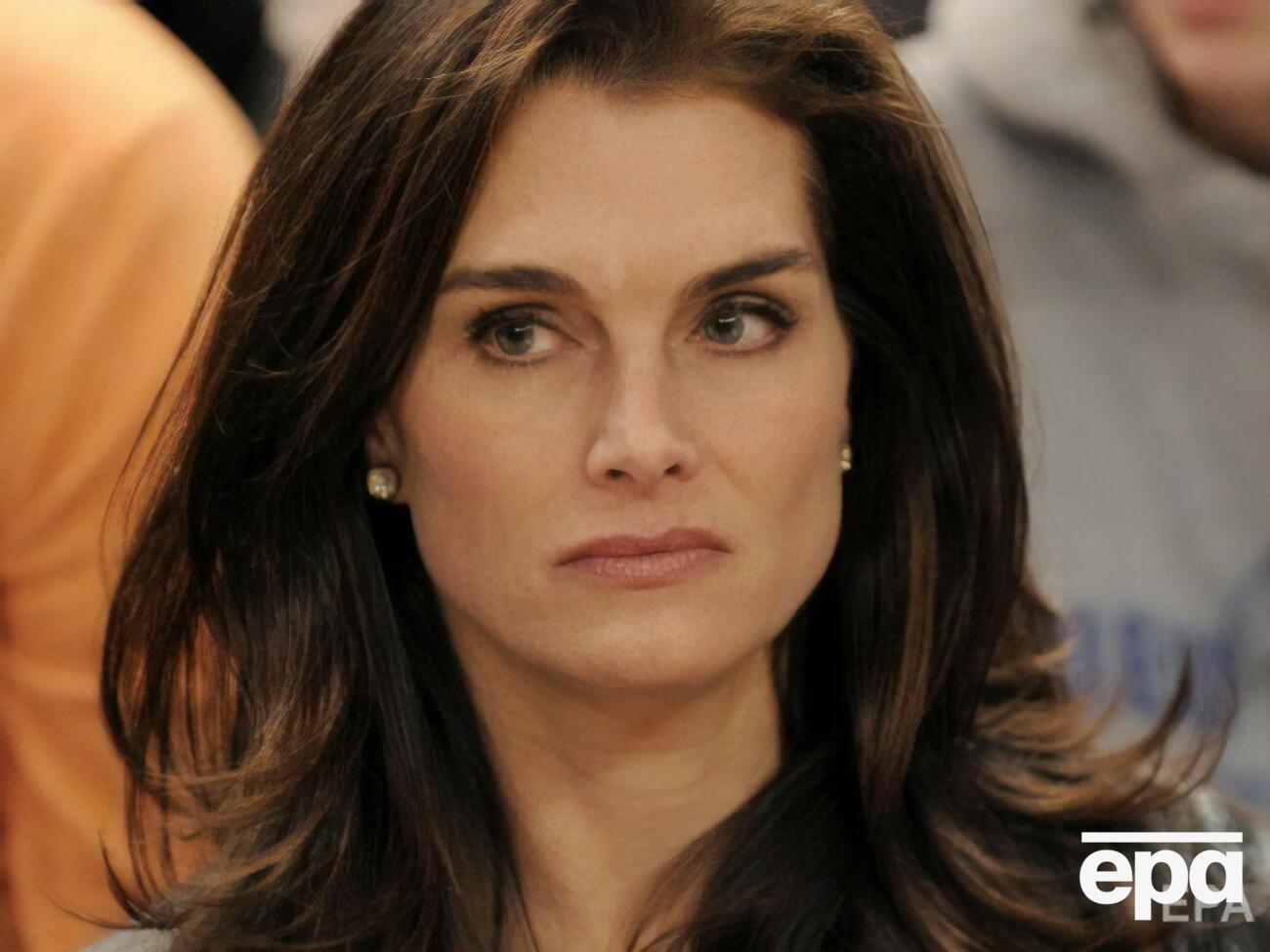 Шилдс: Рада поделиться новыми фото