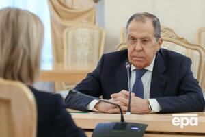 Якби сталося вторгнення РФ в Україну, тоді українці стали б боротися, сказала Трасс на спільній пресконференції з Лавровим