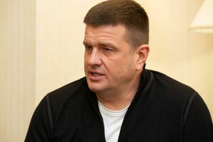 По словам Бурбы, ему поступают угрозы