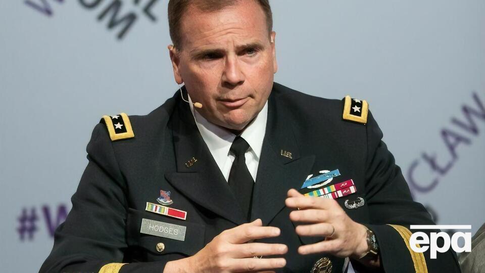 У России недостаточно войск для начала полномасштабного вторжения в Украину, считает Бен Ходжес